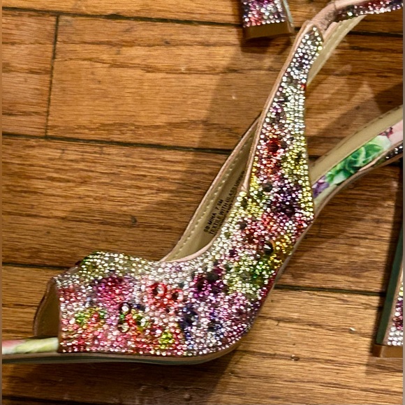 Betsey Johnson Mina Stiletto Heels With rhinestone Size 9 - Picture 3 of 8